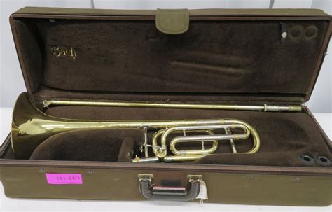 bach stradivarius serial numbers